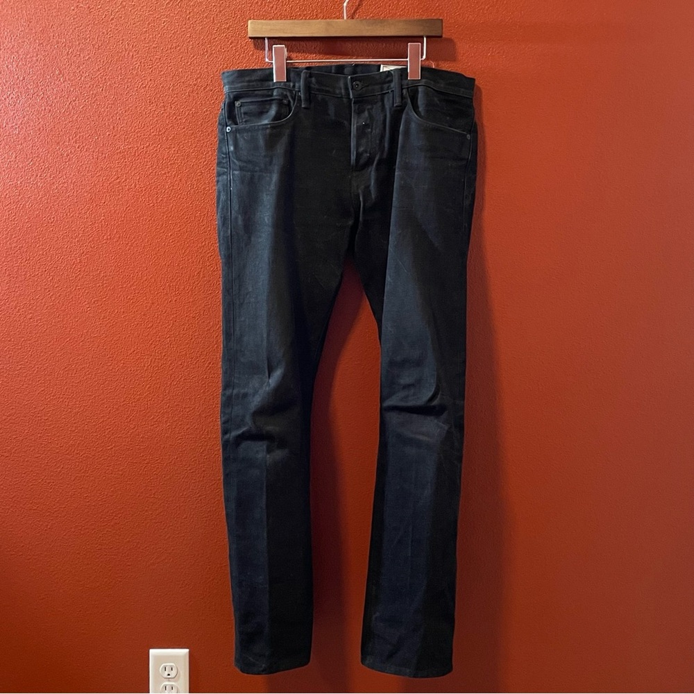Rogue Territory Dark Slim Straight Jeans